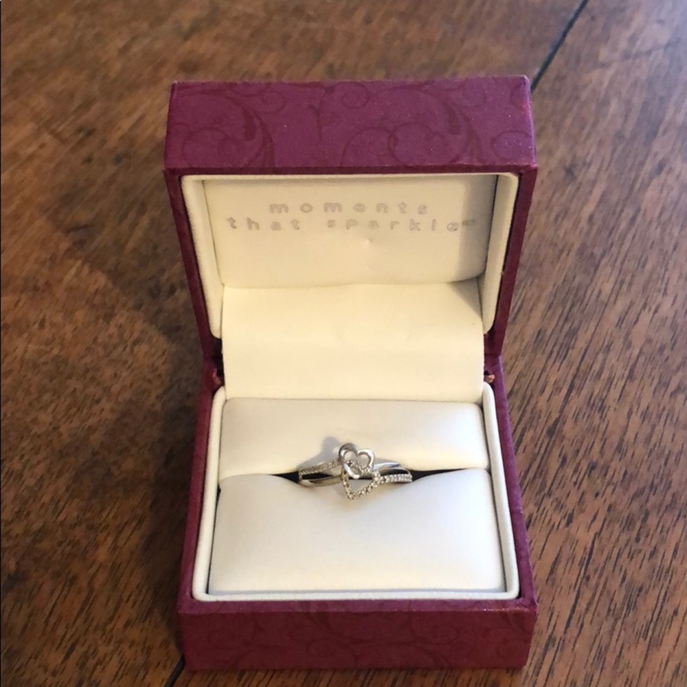 Diamond ring